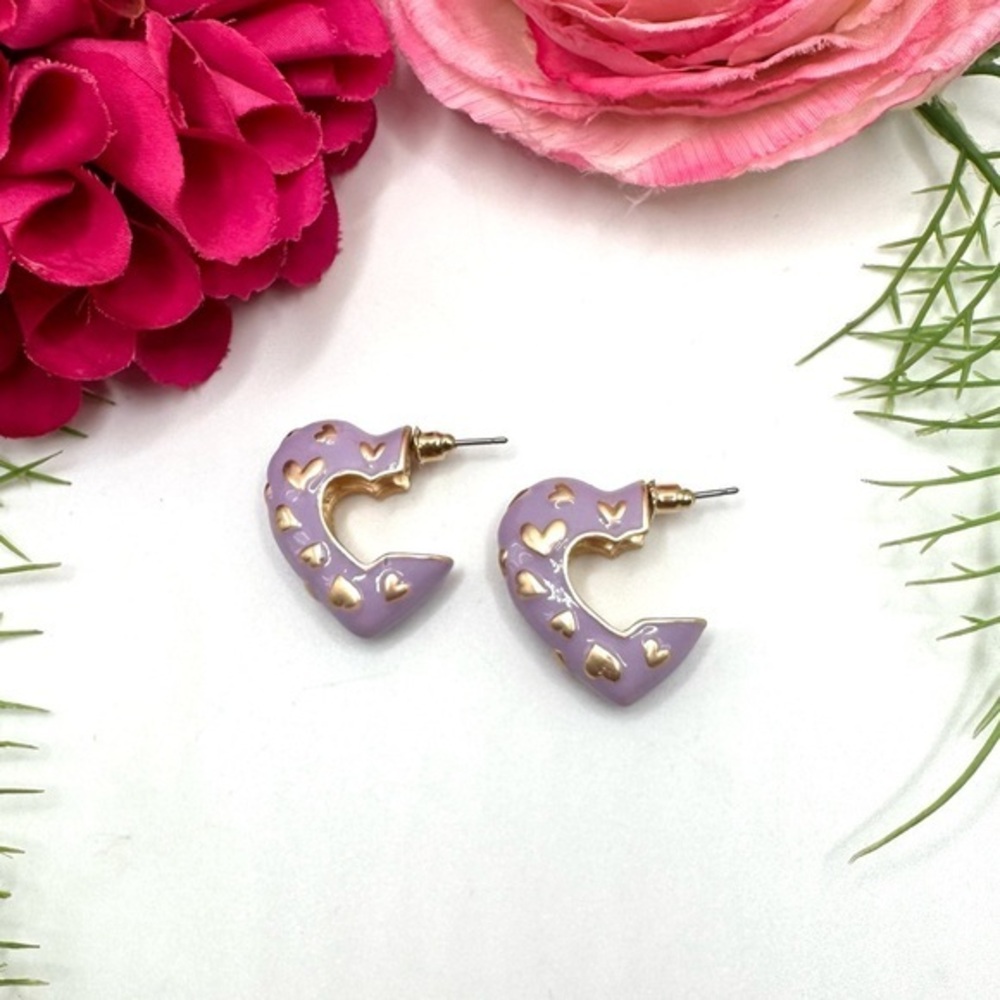 NEW✨Enameled Retro Heart Hoop Earrings
